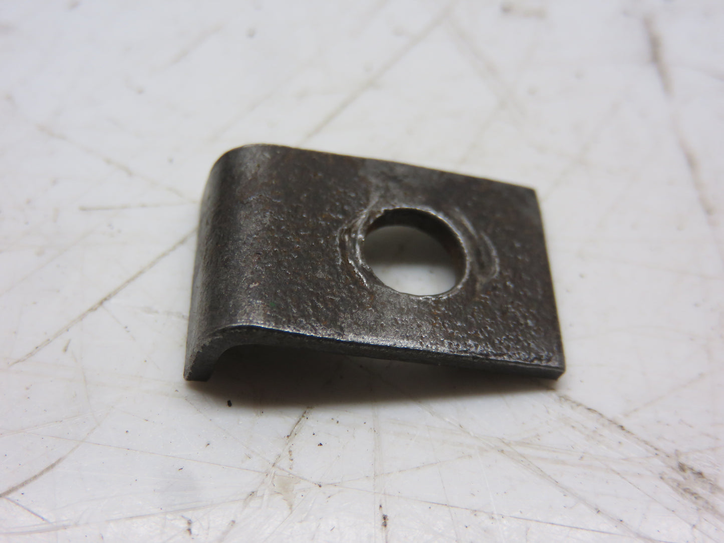 R34206 John Deere Tachometer Hold Down Clip For 2510, 3020, 4000, 4020, 4320