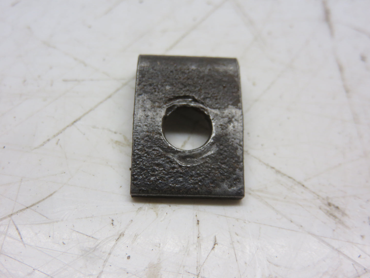 R34206 John Deere Tachometer Hold Down Clip For 2510, 3020, 4000, 4020, 4320