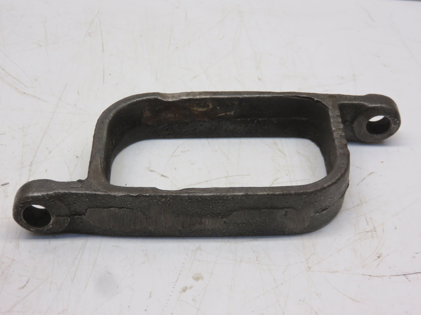 M1842T, AM643T John Deere Clutch Throw Out Bearing Yoke For M, 40, 320, 420, 330