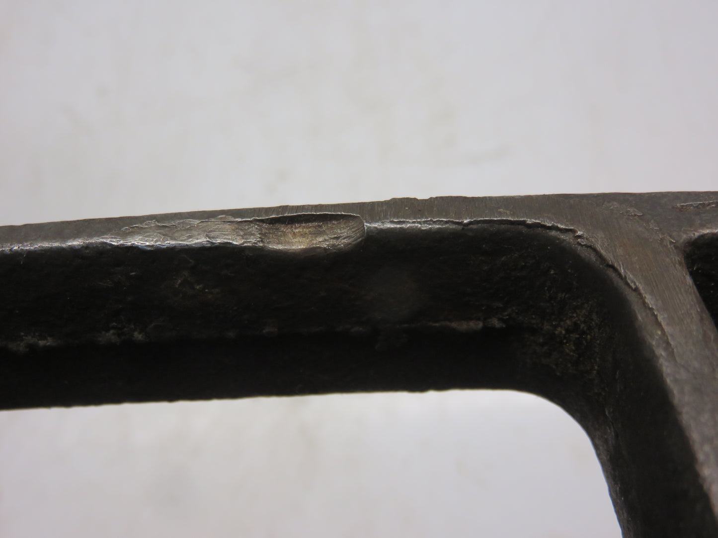 M1842T, AM643T John Deere Clutch Throw Out Bearing Yoke For M, 40, 320, 420, 330