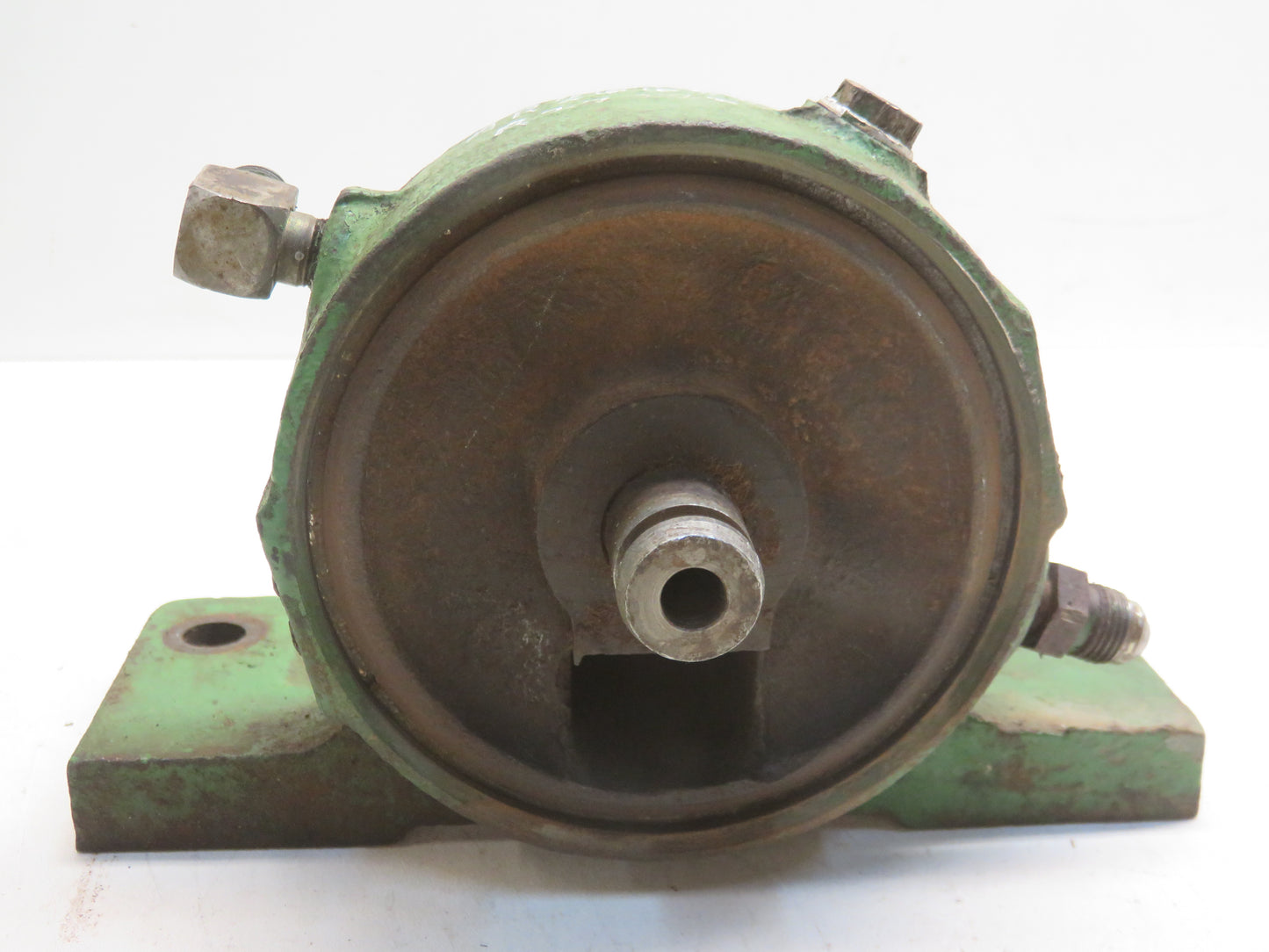 AR26653, R27228 John Deere Fuel Filter Base For 3010, 4010