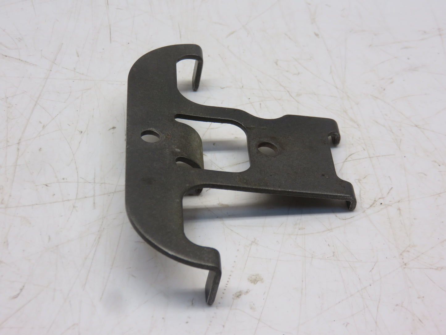 R44198 John Deere Gauge Clamp For 2520, 3020, 4000, 4020, 4320, 4520, 4620