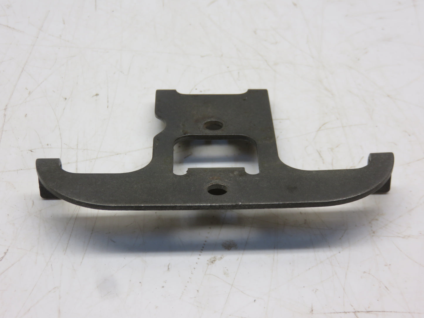 R44198 John Deere Gauge Clamp For 2520, 3020, 4000, 4020, 4320, 4520, 4620