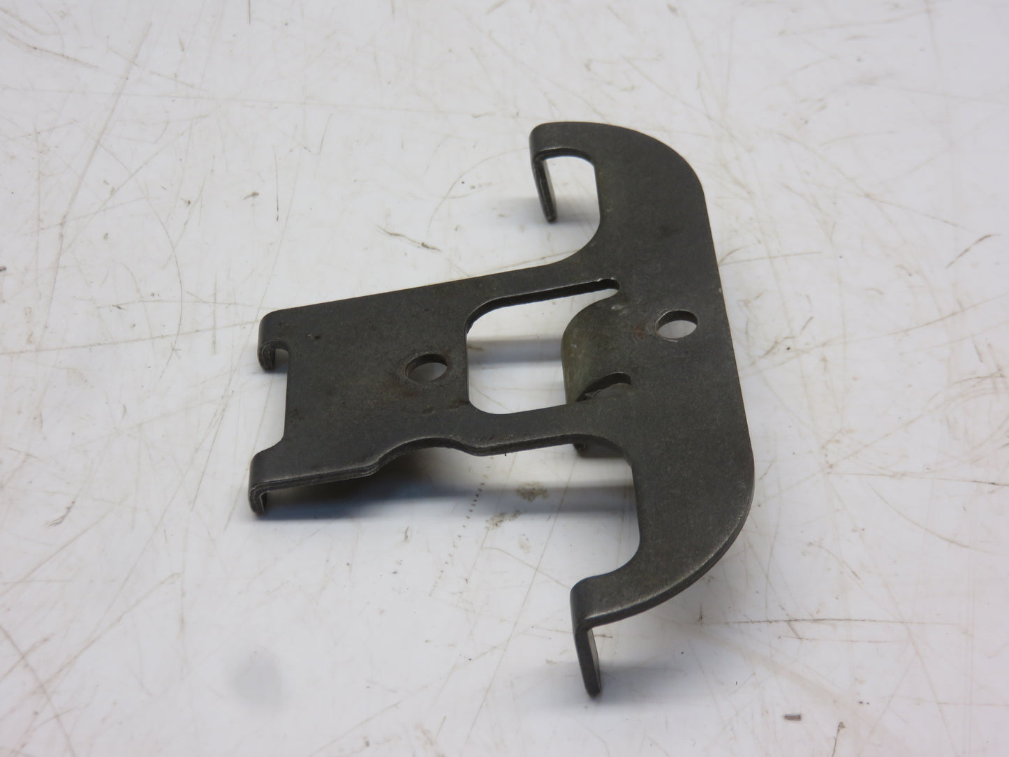 R44198 John Deere Gauge Clamp For 2520, 3020, 4000, 4020, 4320, 4520, 4620