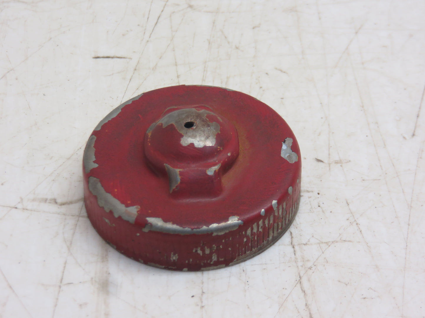 AF2155R John Deere Fuel Tank Cap For Pony Motor On 70, 80, 720, 820, 530, 630, 730, 830