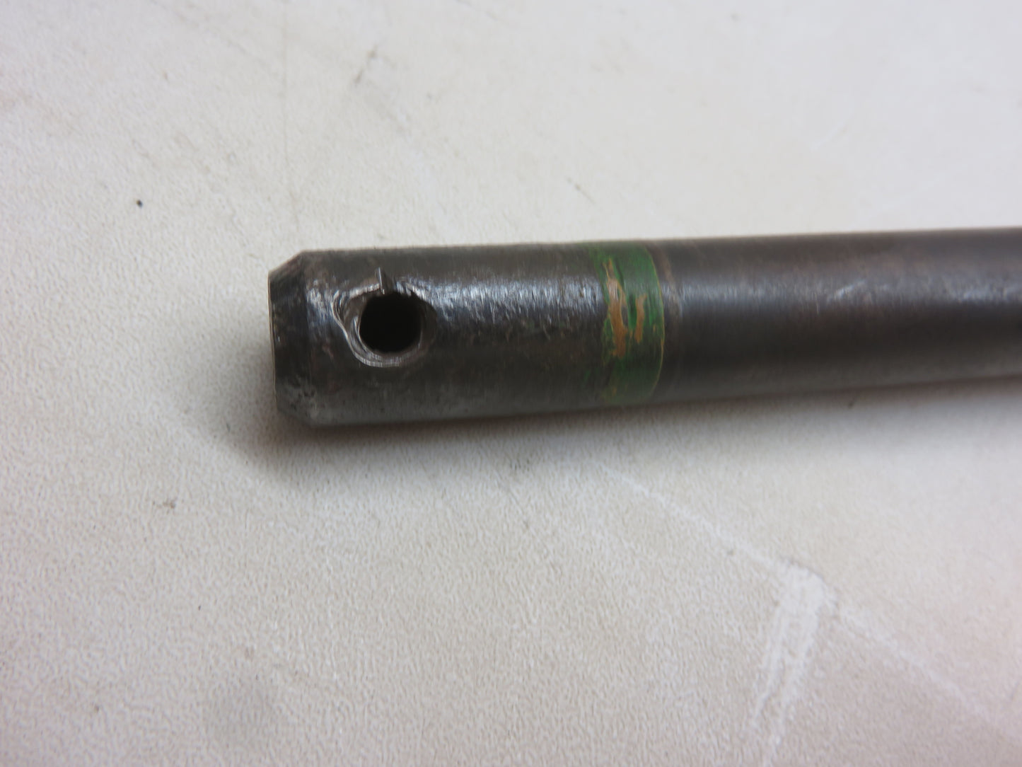 AA3973R, B2534R John Deere Throttle Control Arm With Shaft For A