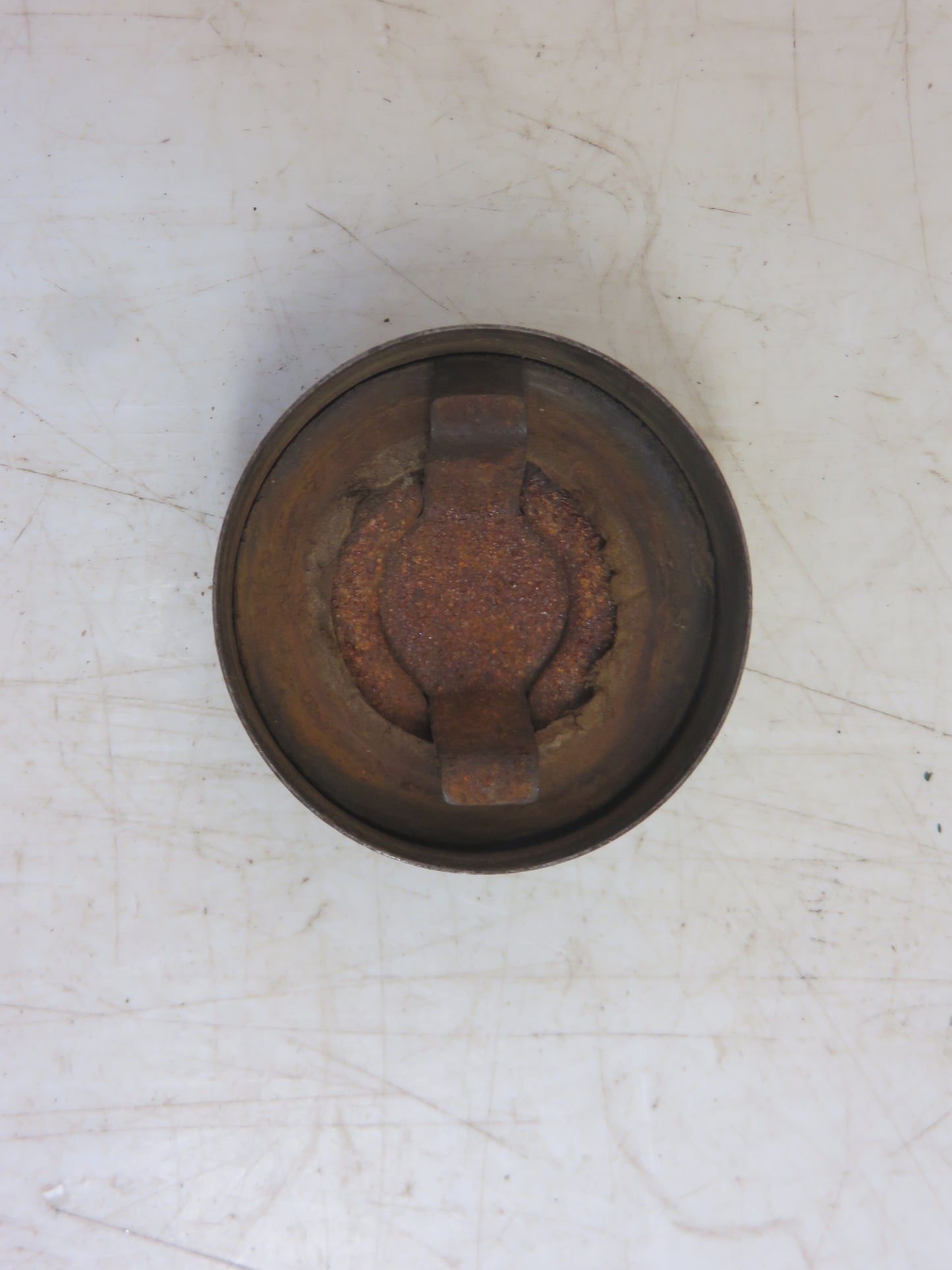 AF2155R John Deere Fuel Tank Cap For Pony Motor On 70, 80, 720, 820, 530, 630, 730, 830