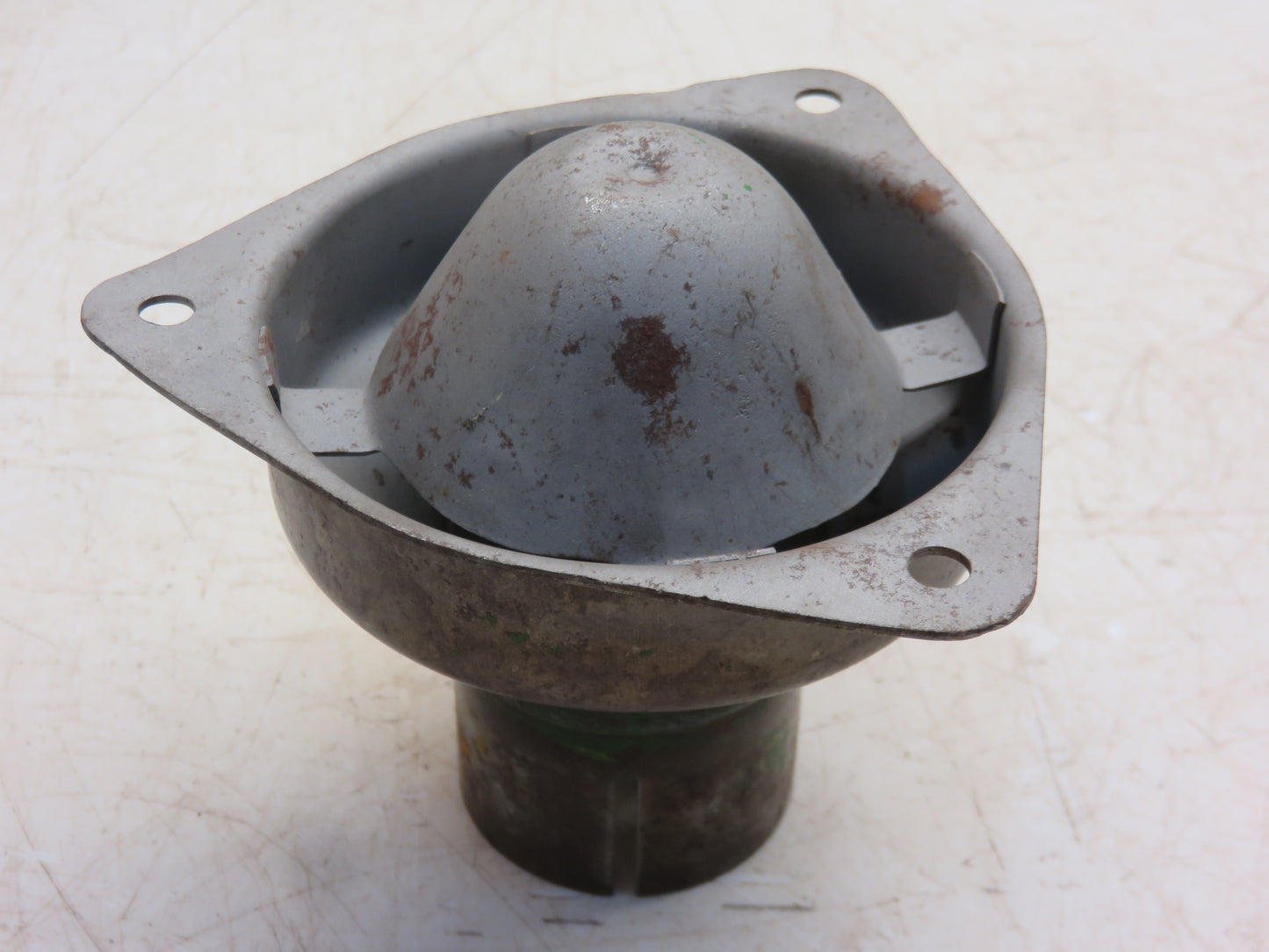 AR26806 John Deere Air Cleaner Water Trap For 3010