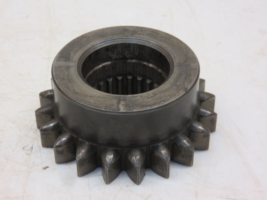 T18265 John Deere Fourth Speed Gear For 1010