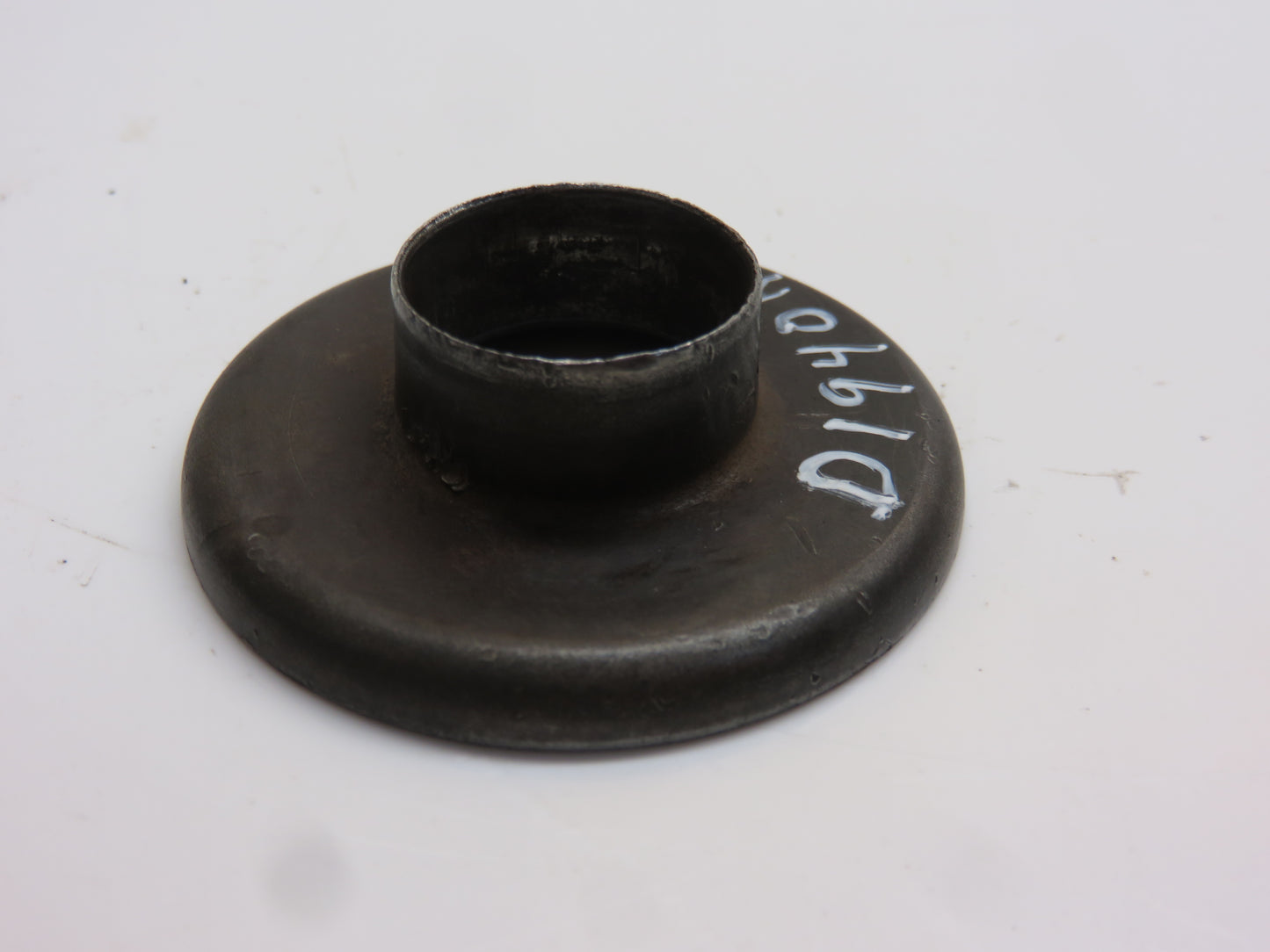 D1940R John Deere Rear Fan Bearing Dust Shield For D