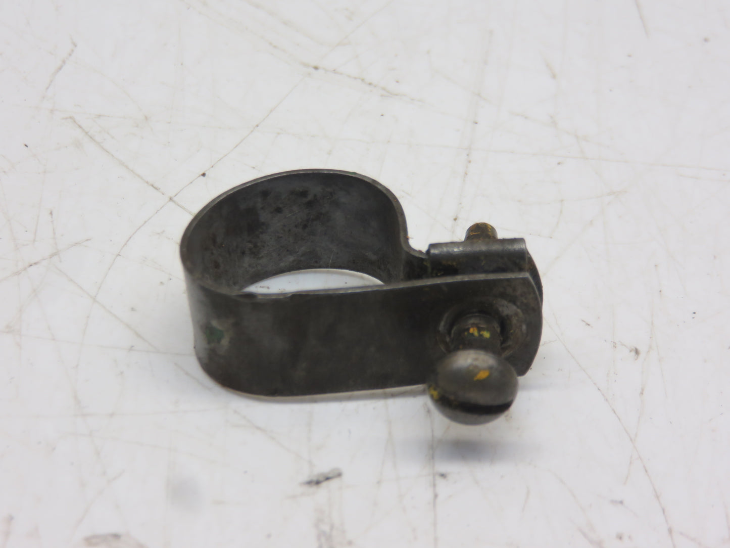 AM1120T, AM2985T John Deere Tube Clamp For M, 40, 320, 420, 330, 430, 435