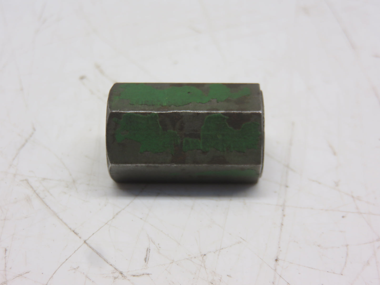 B427R John Deere Cap Nut For A, B, G, H, R, 50, 60, 70, 80, 520, 620, 720, 820