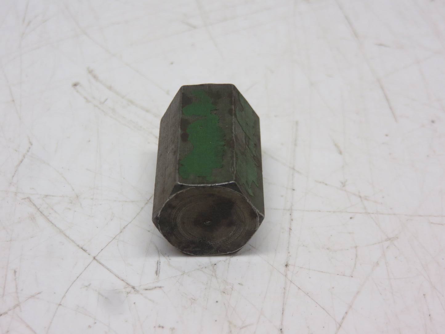 B427R John Deere Cap Nut For A, B, G, H, R, 50, 60, 70, 80, 520, 620, 720, 820