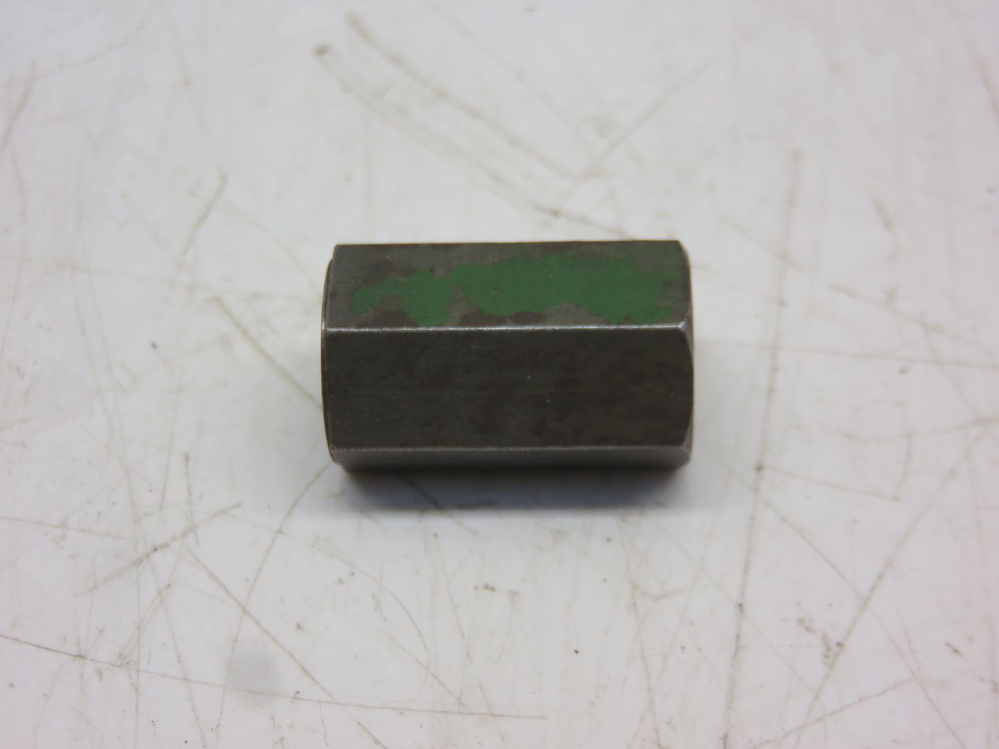 B427R John Deere Cap Nut For A, B, G, H, R, 50, 60, 70, 80, 520, 620, 720, 820