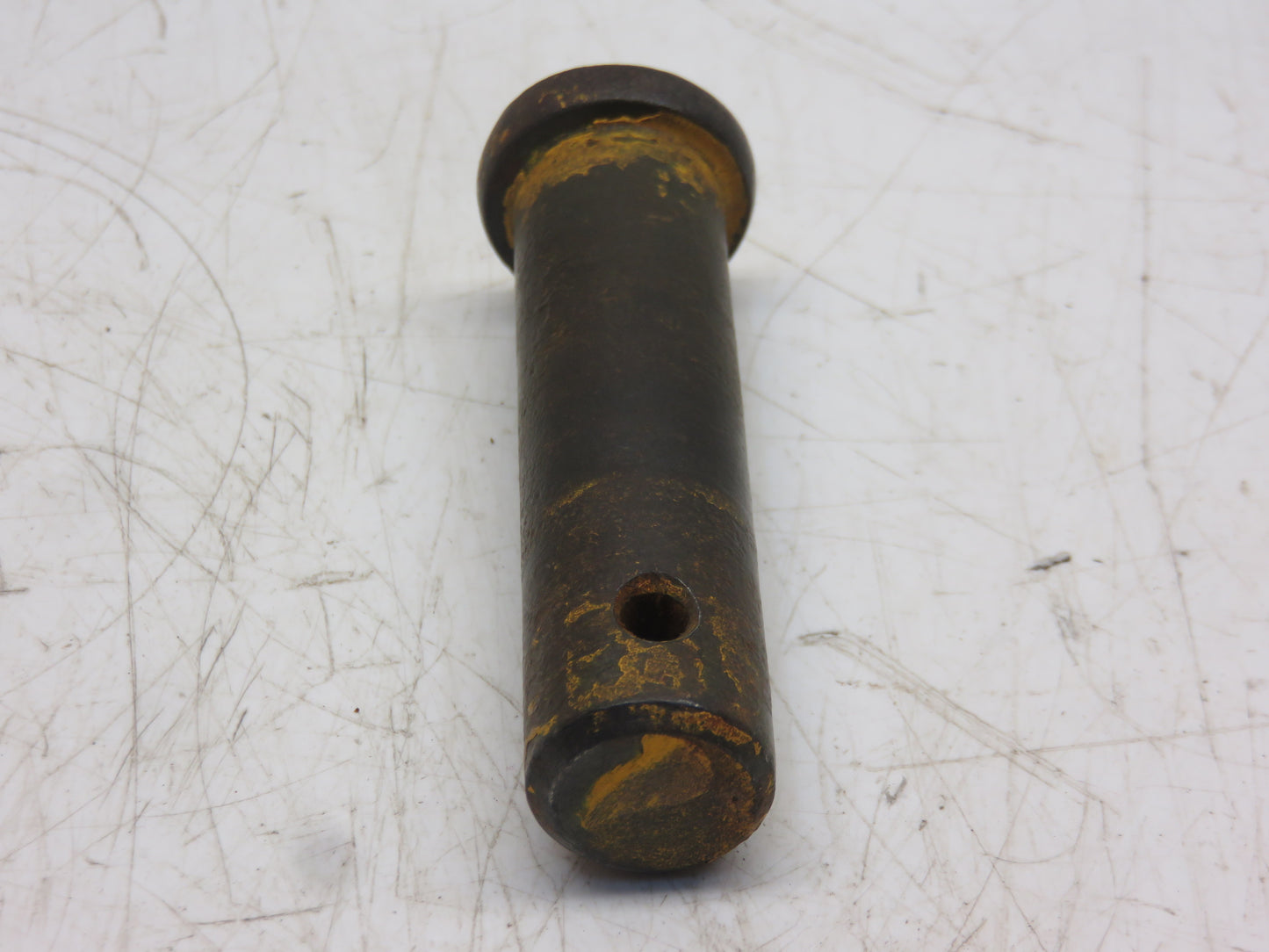 M2485T John Deere Drawbar Pivot Pin For 40, 320, 420, 330, 430, 435, 1010