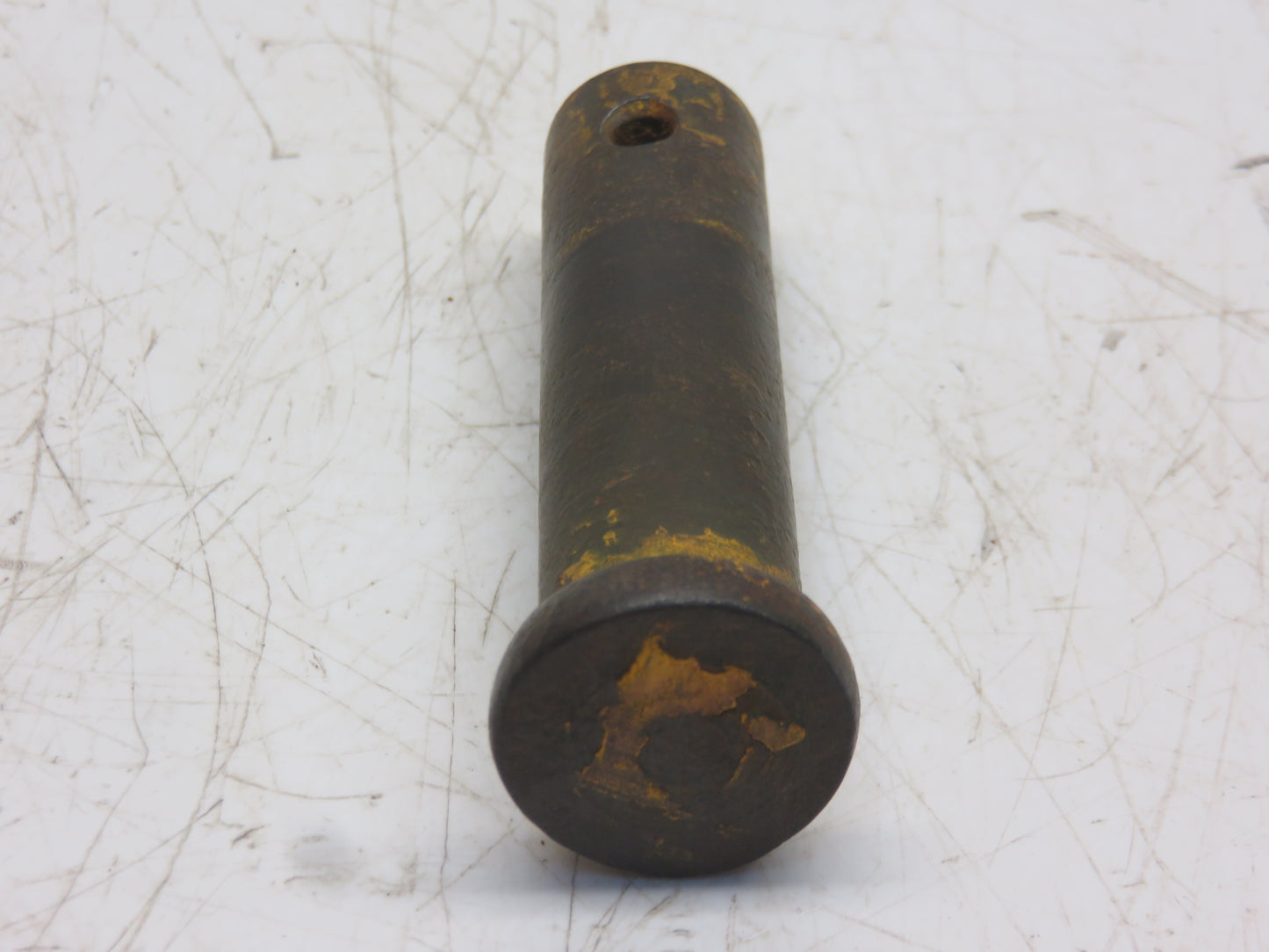 M2485T John Deere Drawbar Pivot Pin For 40, 320, 420, 330, 430, 435, 1010