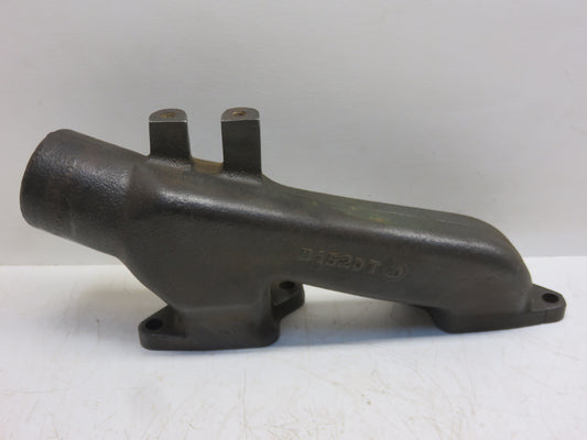 M1520T John Deere Upper Water Manifold For 40