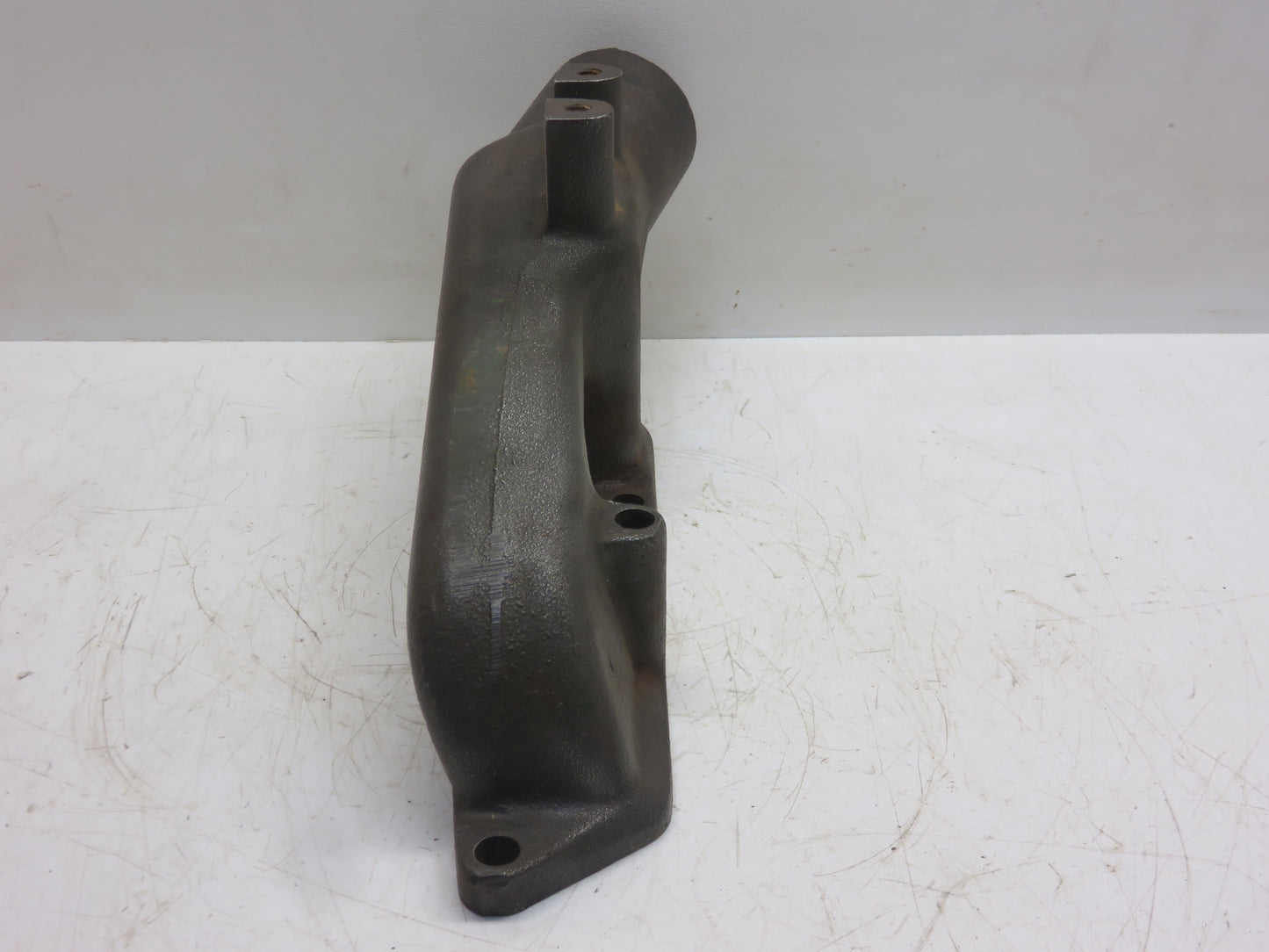M1520T John Deere Upper Water Manifold For 40