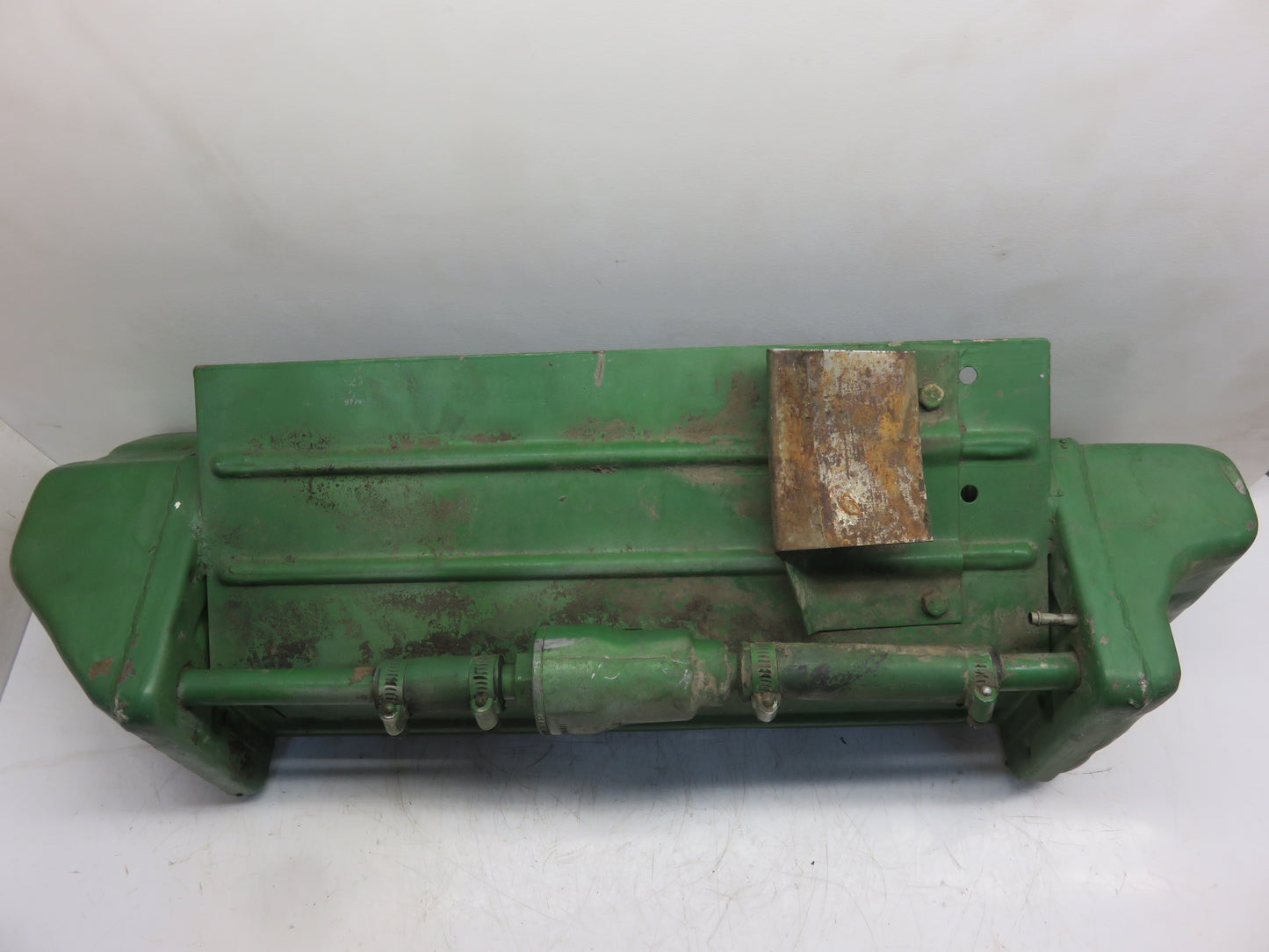 AR31151 John Deere Hydraulic Oil Cooler For 4010, 5010, 4000, 4020