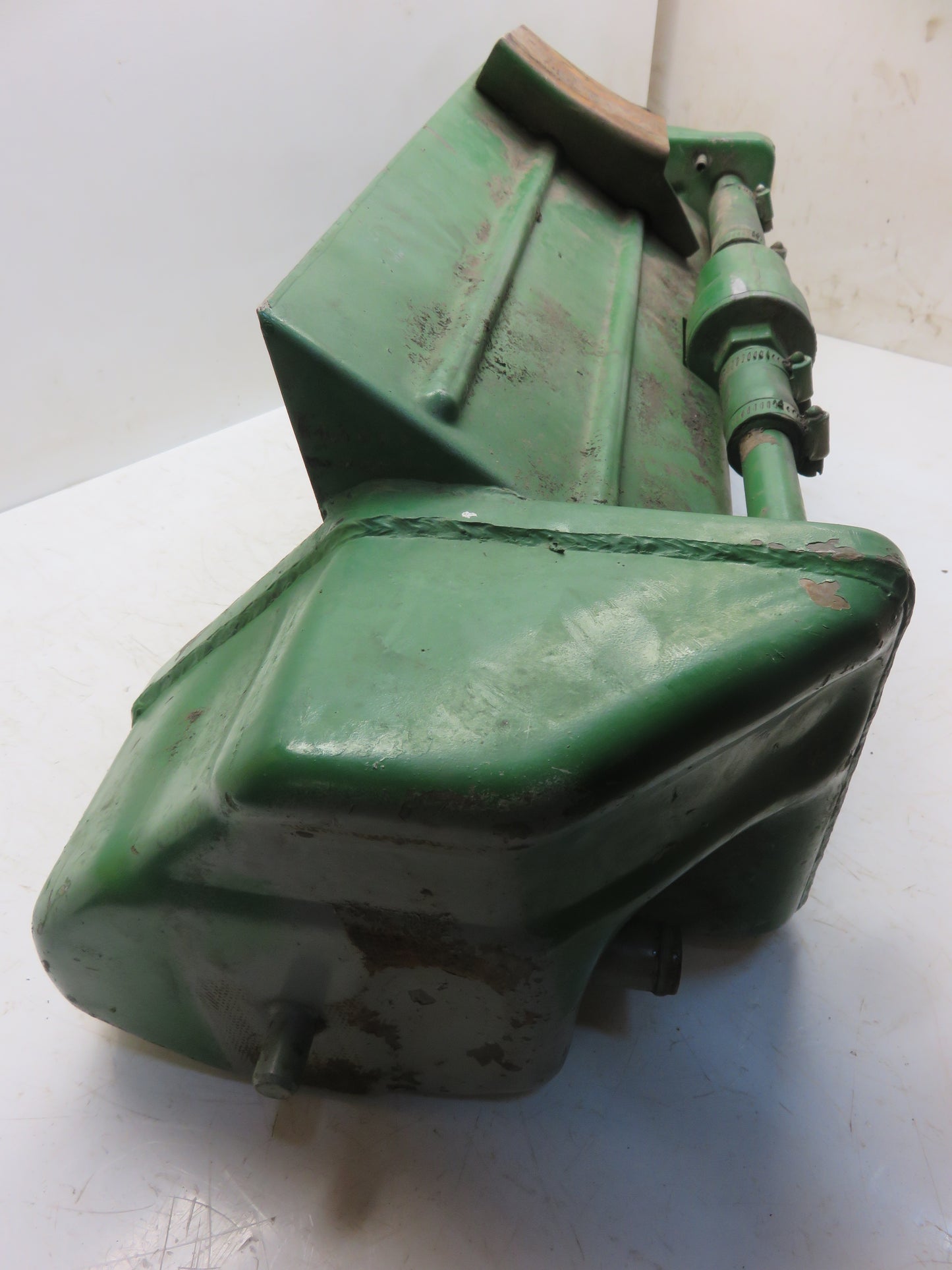 AR31151 John Deere Hydraulic Oil Cooler For 4010, 5010, 4000, 4020