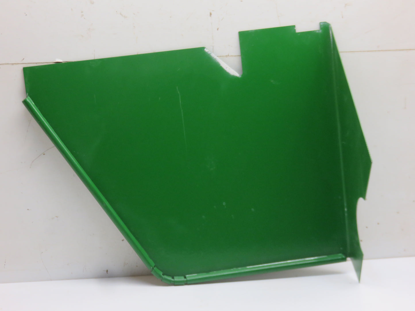 AB1973R John Deere Front Left Hand Orchard Fender For BO