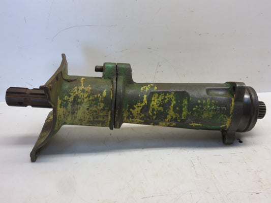 AM2187T, M2442T John Deere PTO Housing And Shaft For 40