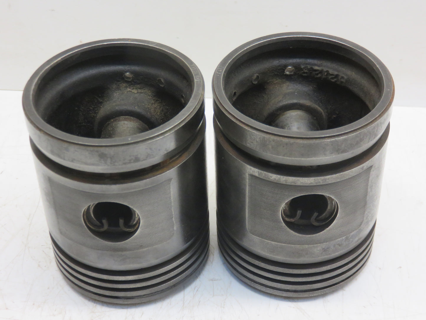 AH1165R, H212R John Deere Standard Pistons For H