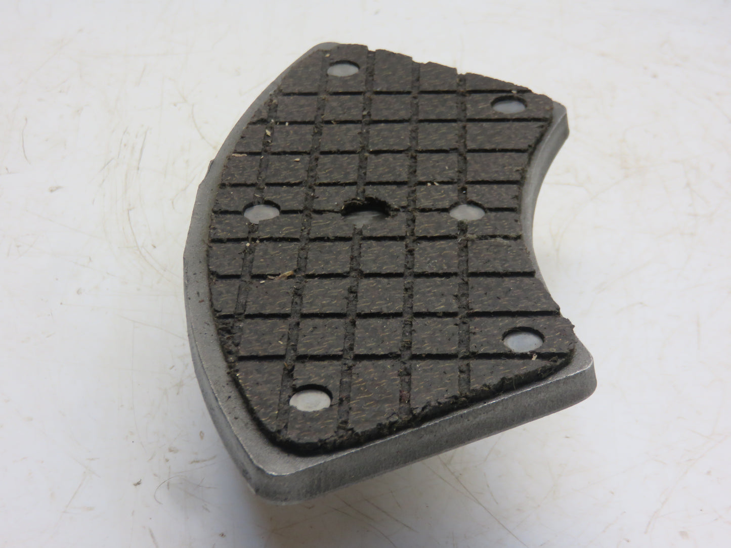 AR32243, R48240 John Deere Brake Plate With Piston For 4010, 4000, 4020, 4320