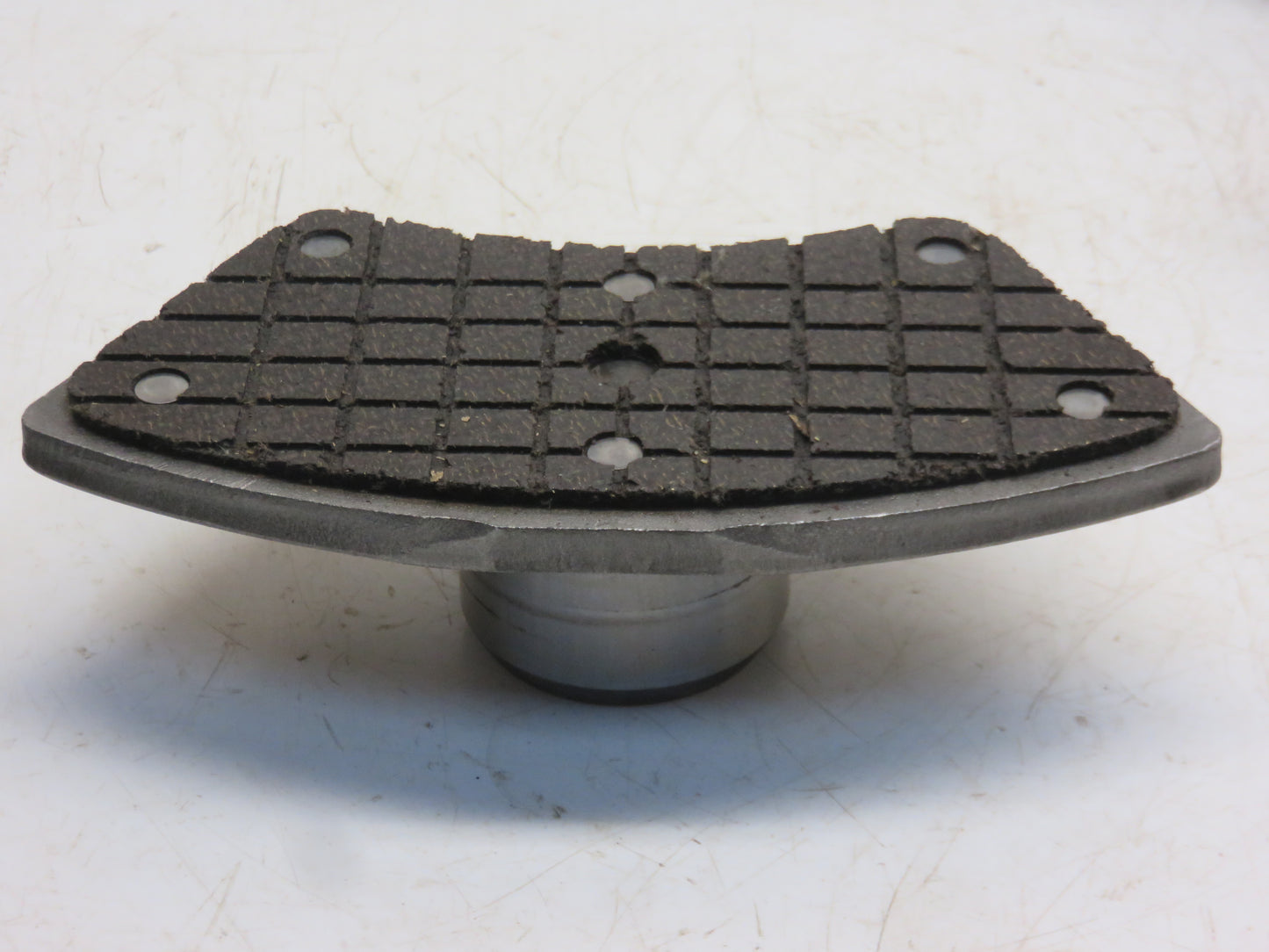 AR32243, R48240 John Deere Brake Plate With Piston For 4010, 4000, 4020, 4320