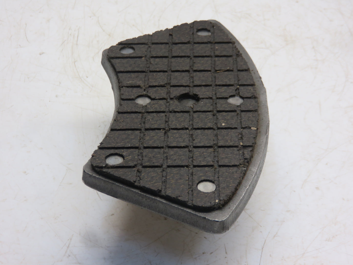 AR32243, R48240 John Deere Brake Plate With Piston For 4010, 4000, 4020, 4320