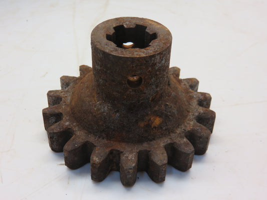 P29030 John Deere NOS Driven Gear For 11A, 12A, 25, 30 Combine