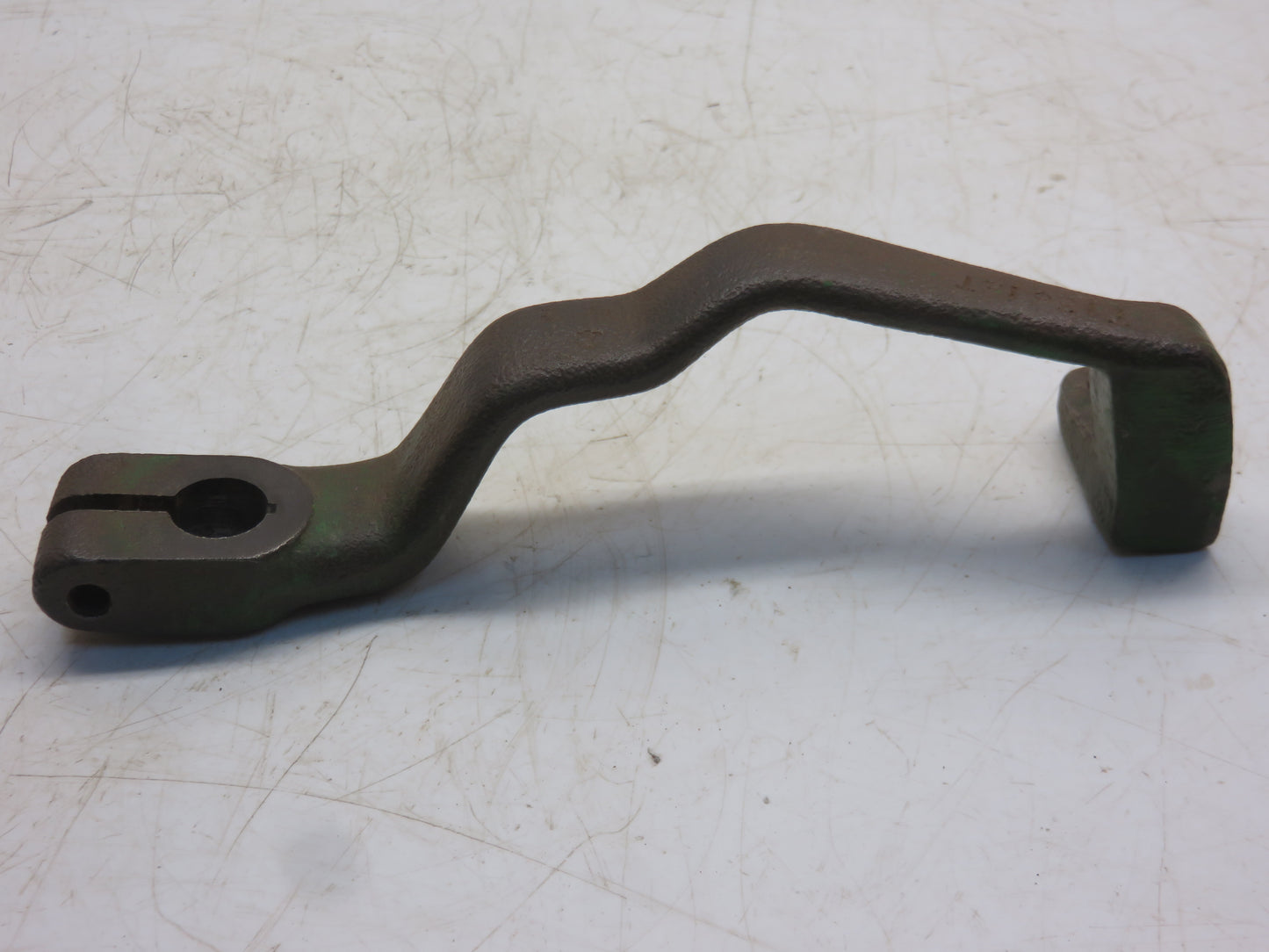 T19588, T13618 John Deere Range Shift Arm For 2010