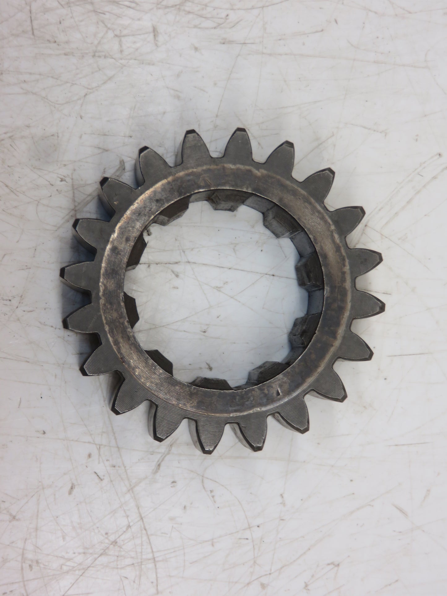 B2418R John Deere Differential Drive Pinion For B, 50, 520, 530