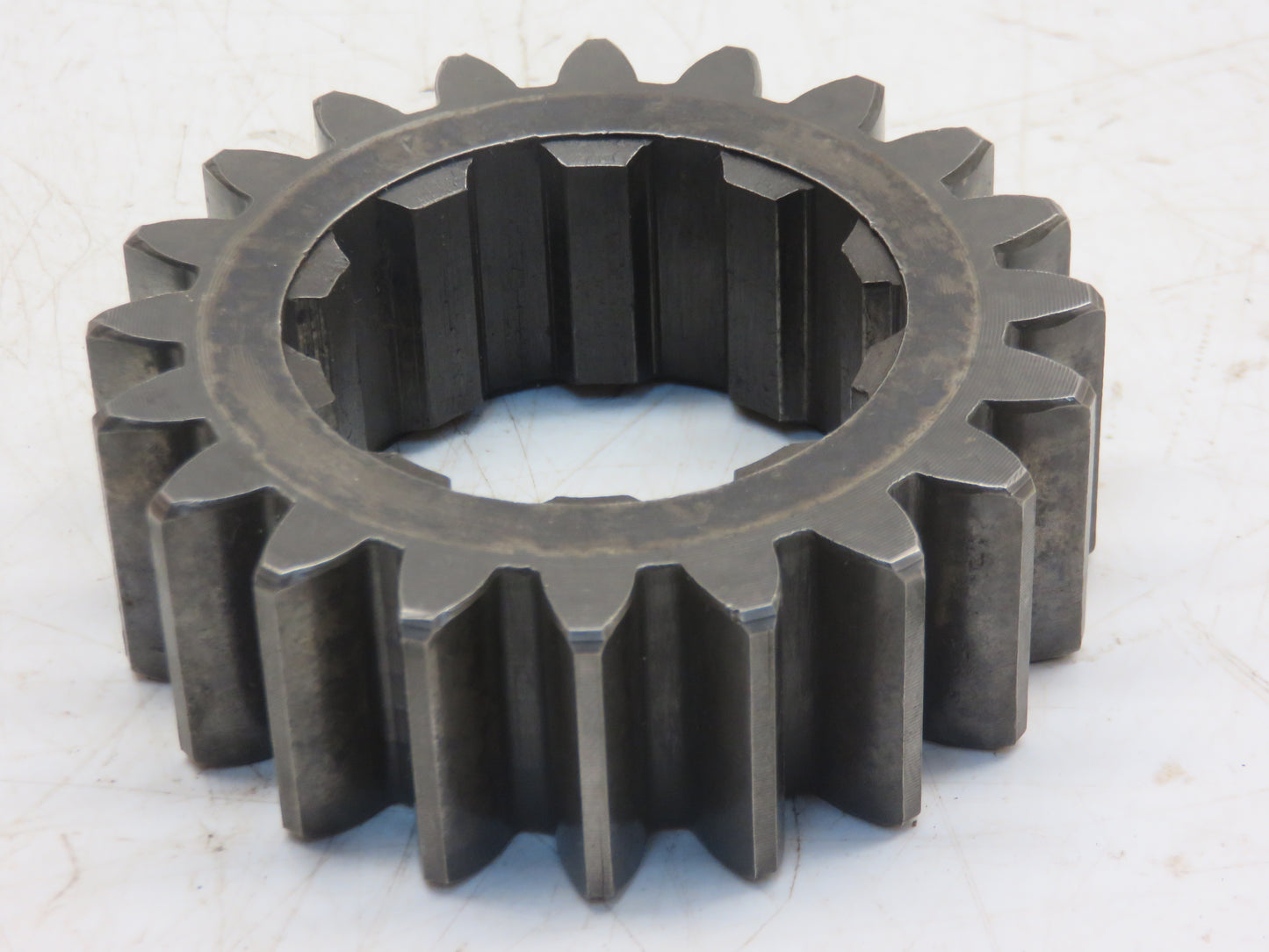 B2418R John Deere Differential Drive Pinion For B, 50, 520, 530
