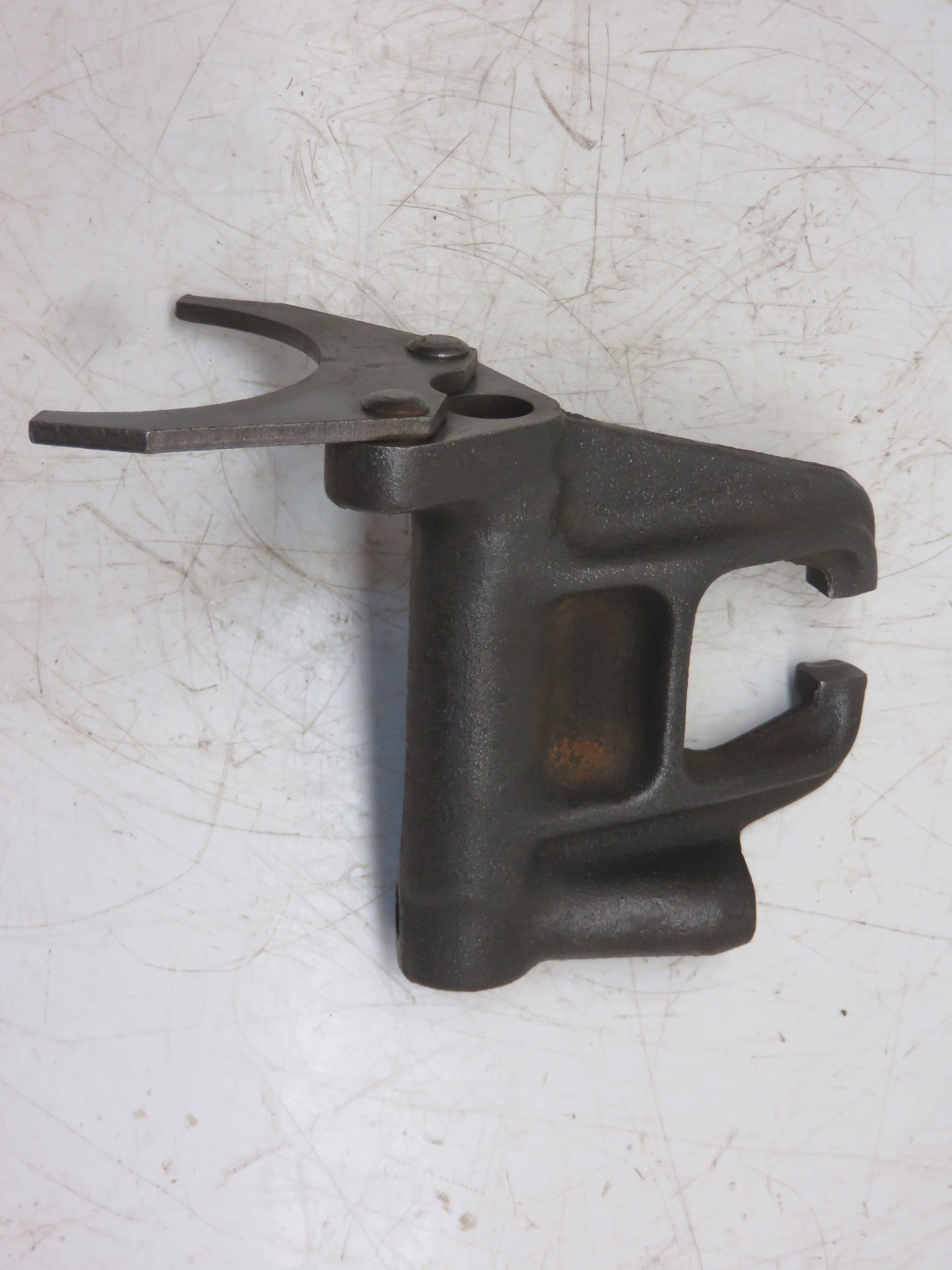 AB3597R, B2588R John Deere Underdrive Shifter With Yoke For B, 50