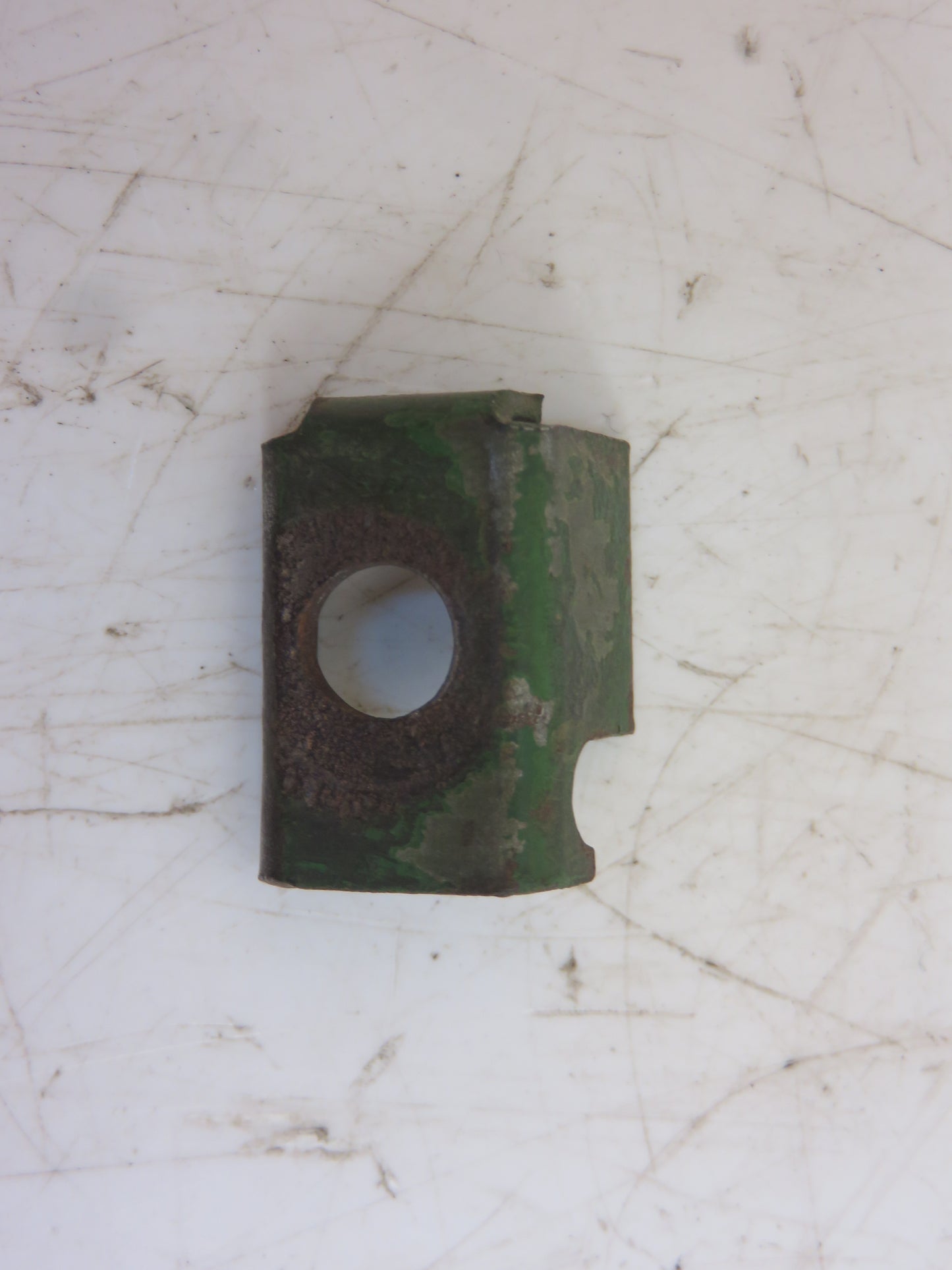 M411T John Deere Choke Cable Clip For M, MI, MT, 40