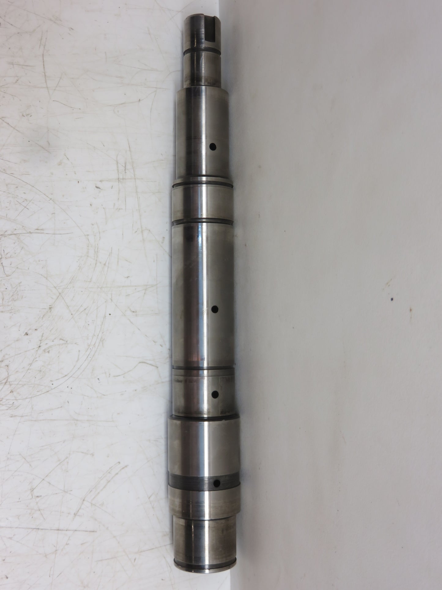 R33384 John Deere Synchro Transmission Drive Shaft For 4000, 4020