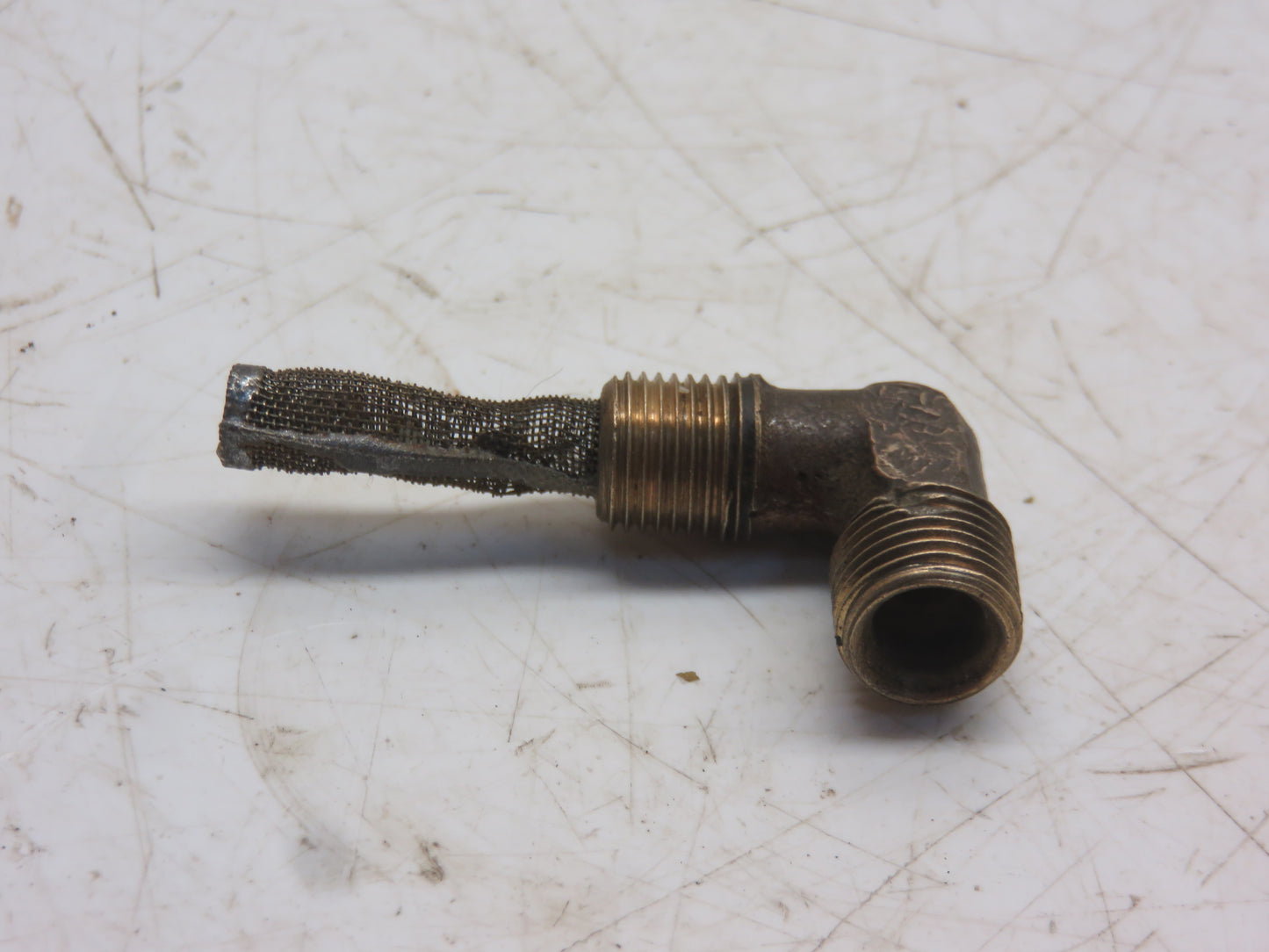 67-523 John Deere Carburetor Elbow With Strainer For 1010
