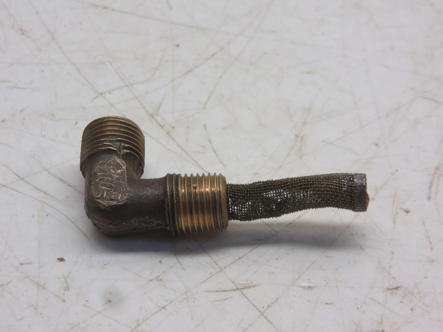 67-523 John Deere Carburetor Elbow With Strainer For 1010