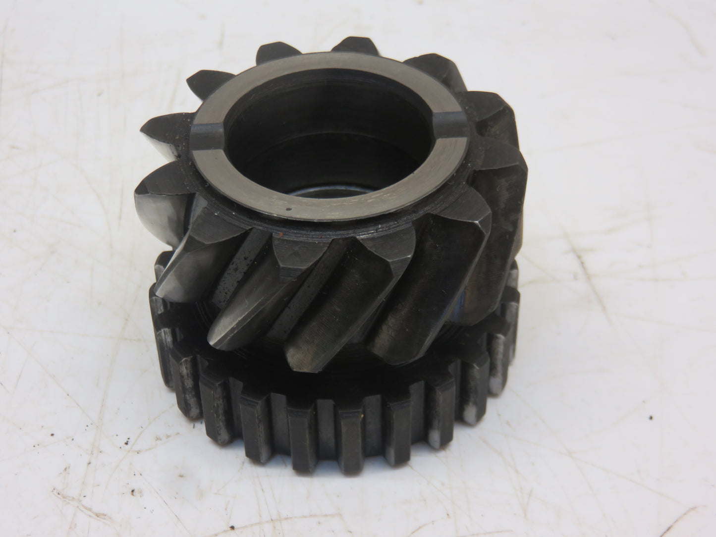 R26240 John Deere Reverse Pinion For 4010