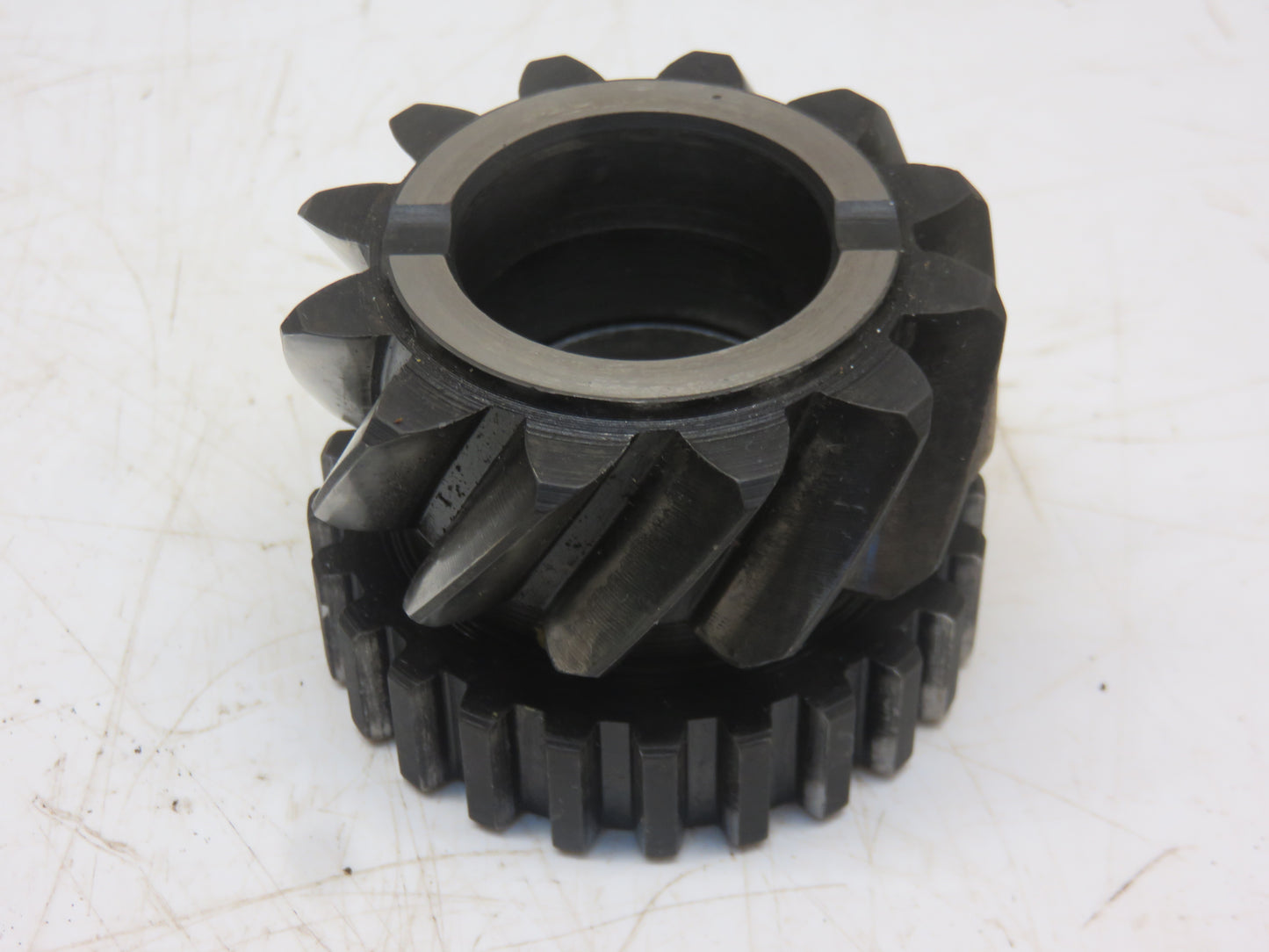 R26240 John Deere Reverse Pinion For 4010