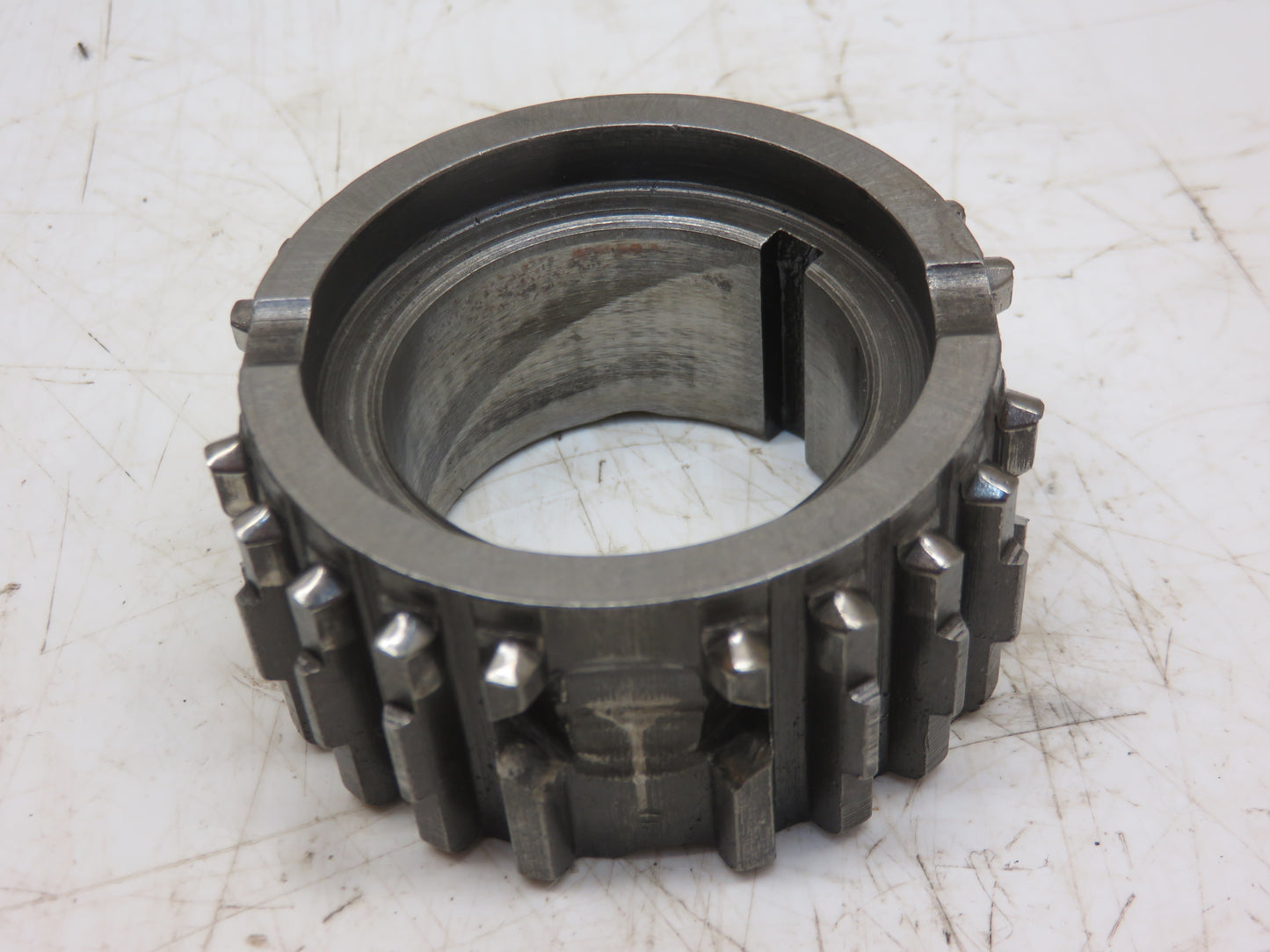 R26075 John Deere Reverse Shift Collar For 4010