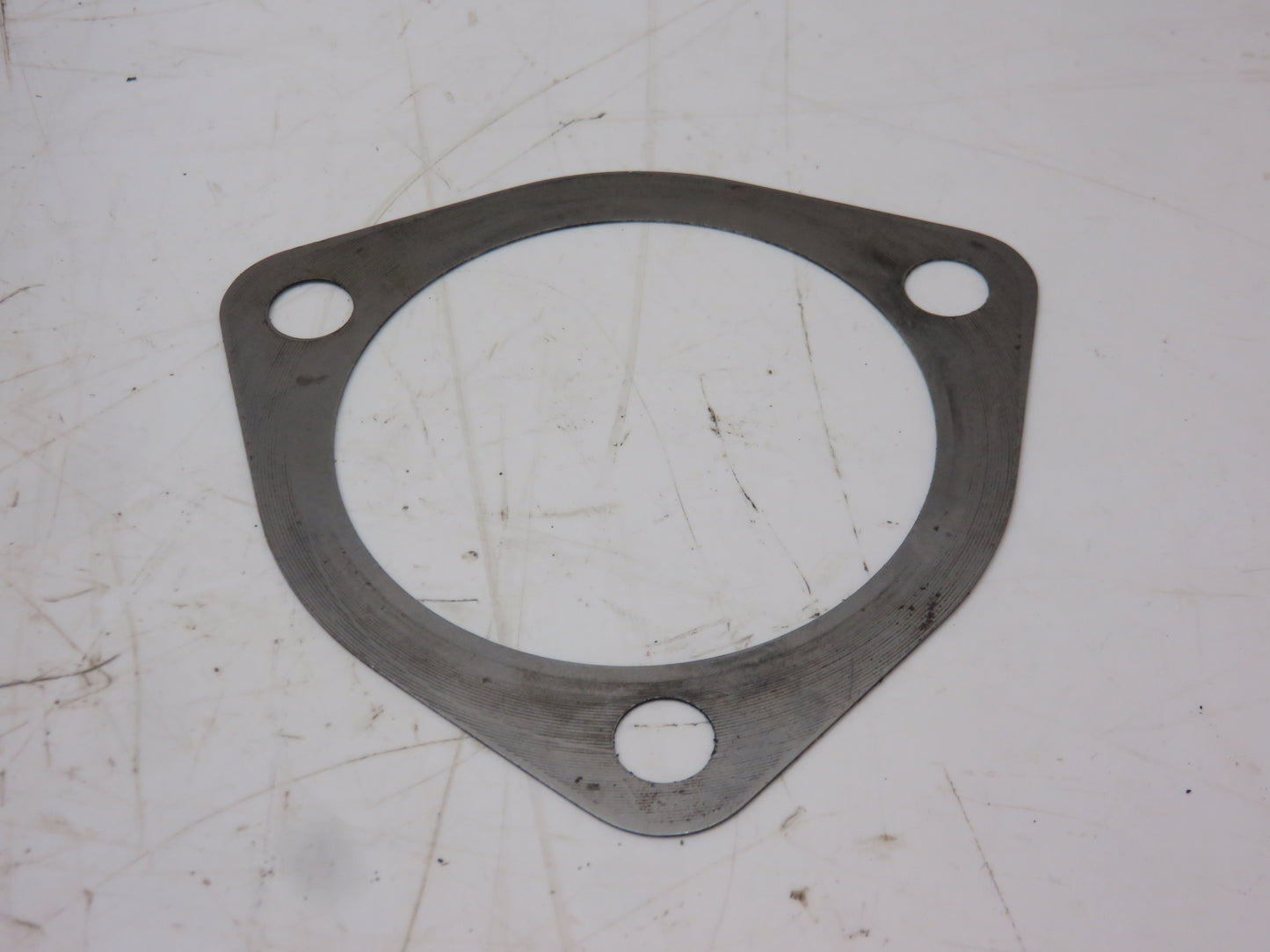 R26226 John Deere Countershaft Bearing Retainer Shim For 4010