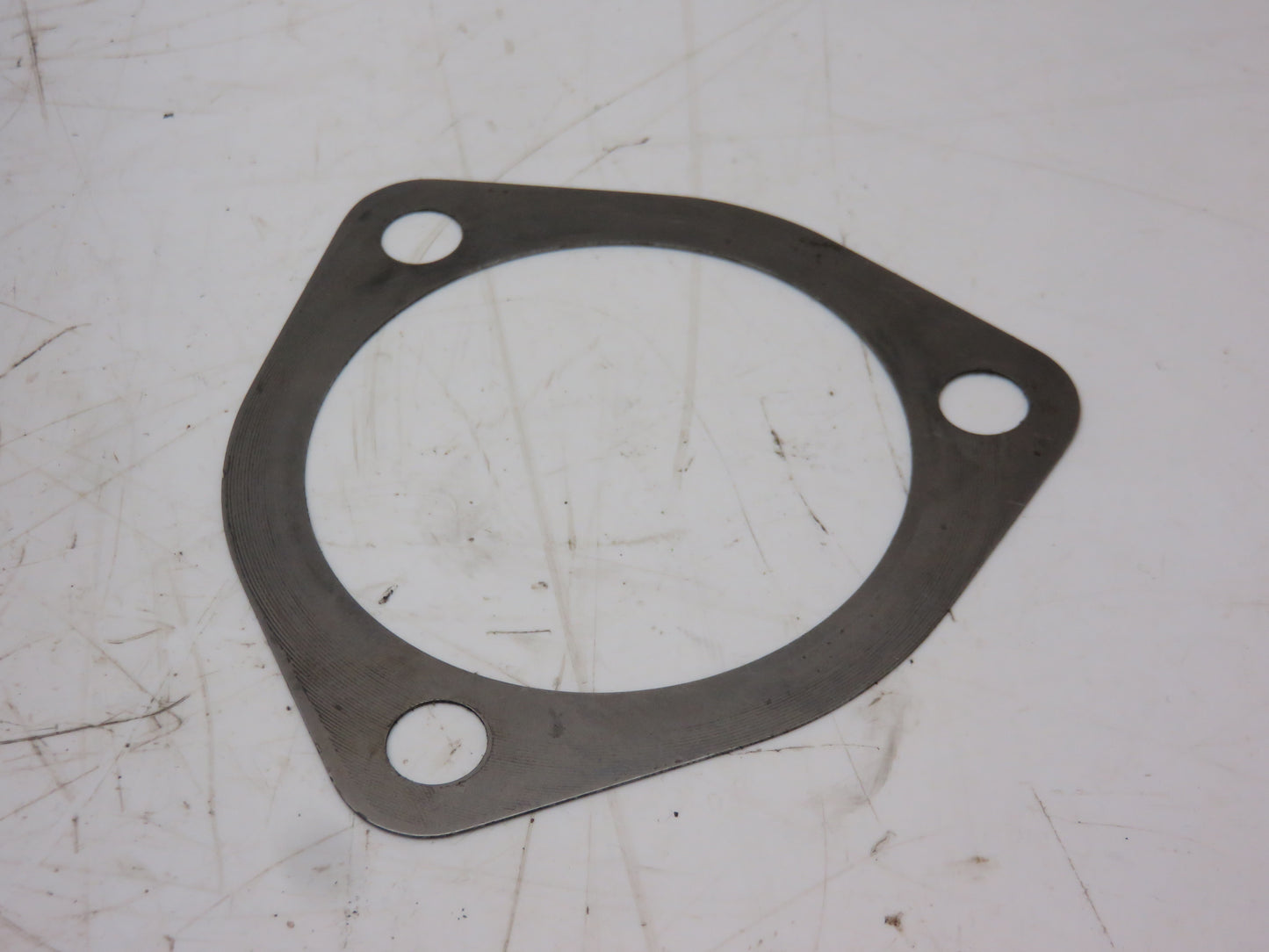 R26226 John Deere Countershaft Bearing Retainer Shim For 4010