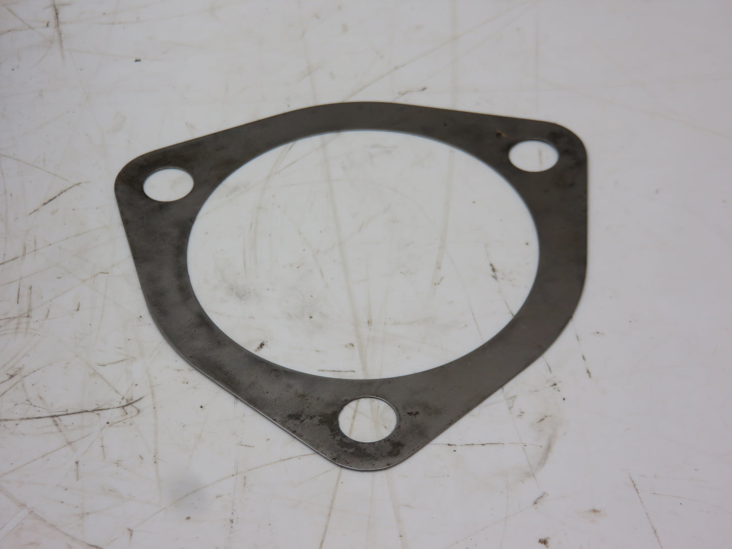 R26225 John Deere Countershaft Bearing Retainer Shim For 4010