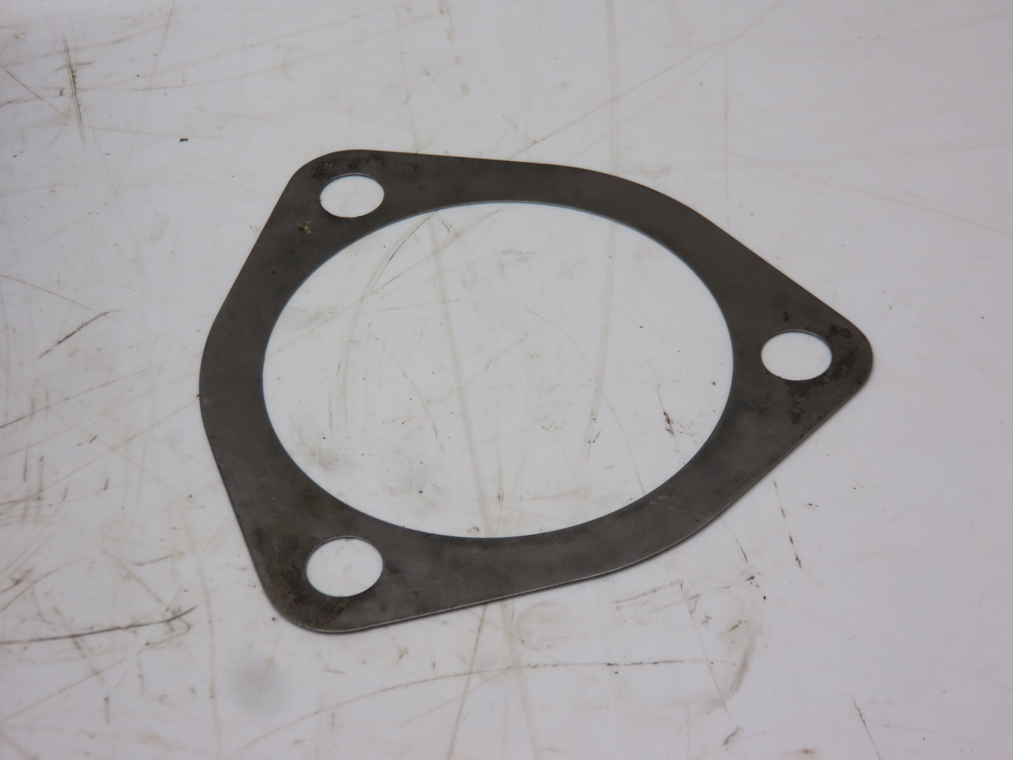 R26225 John Deere Countershaft Bearing Retainer Shim For 4010