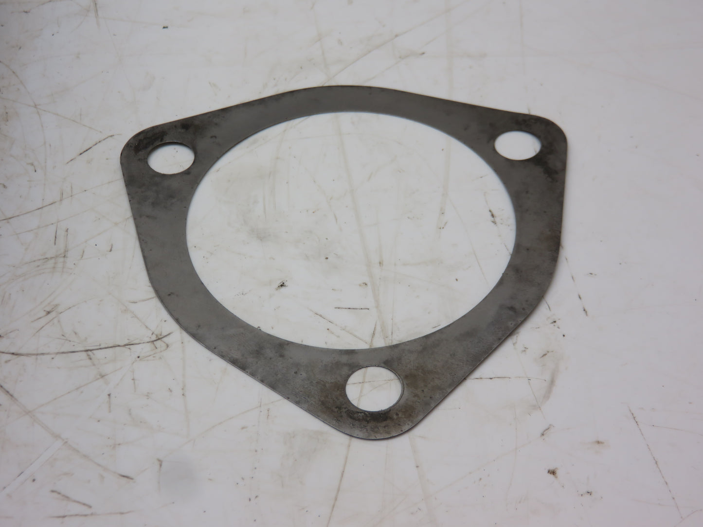 R26224 John Deere Countershaft Bearing Retainer Shim For 4010