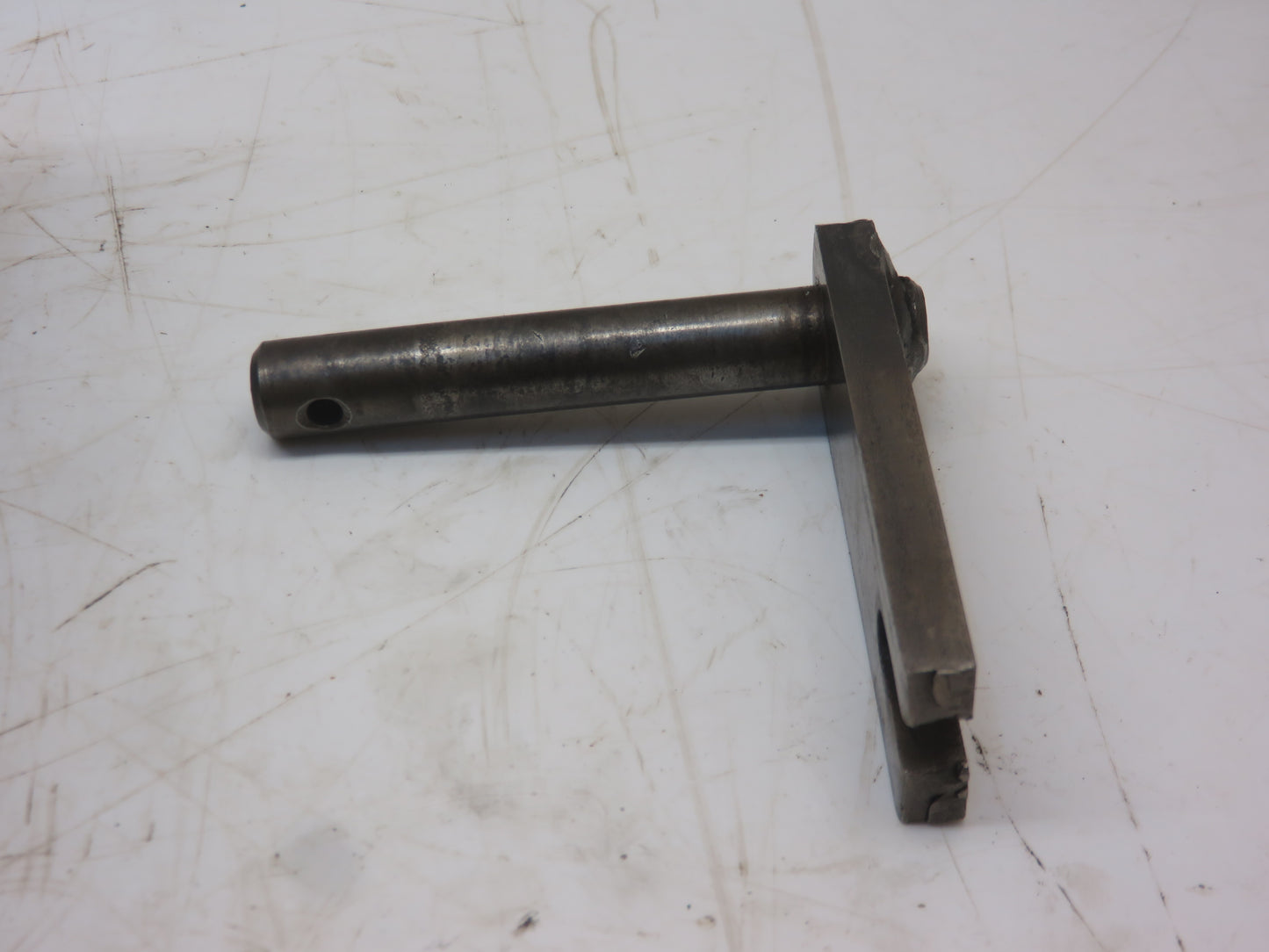 AM262T, AM611T John Deere Belt Pulley Shifter For M, MI, MT