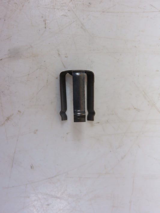 R39076 John Deere NOS Check Valve Ball Guide For 1020, 1120, 1520, 1030, 1130, 1530, 1630