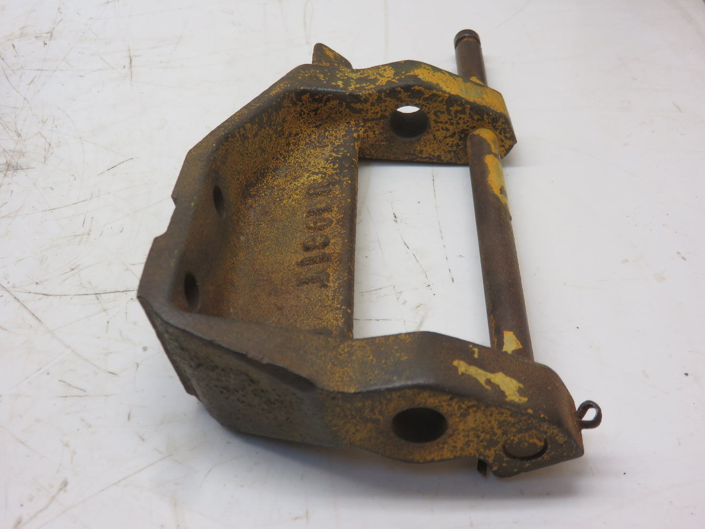T10906T, M1061T, AM492T John Deere Throttle Control Bracket For M, MI, MT, 40